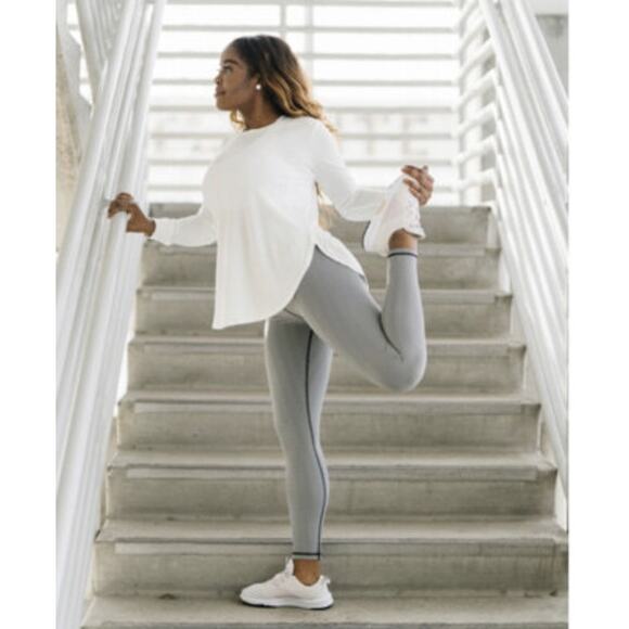 Zyia Women's Gray High Waisted Activewear Leggings - Picture 1 of 6